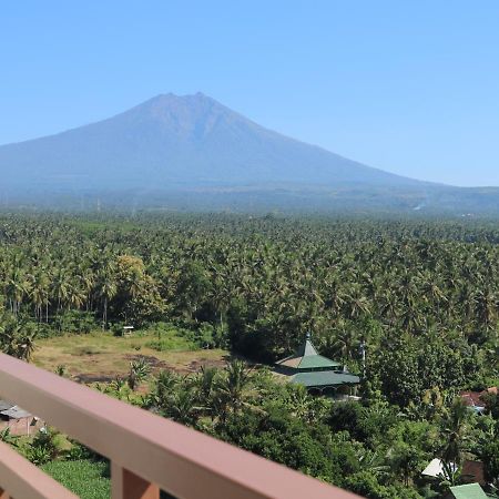 Illira Hotel Banyuwangi Banyuwangi  Exterior foto